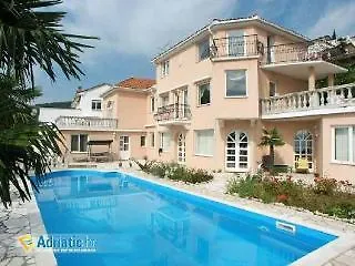 帕尔姆公寓别墅酒店 *